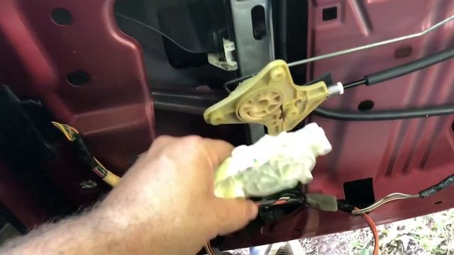 How to manually roll up power windows on a Jeep смотреть онлайн