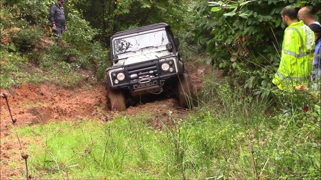 LAND ROVER DEFENDER 90 3.9 V8 - 37''  **EXTREME 4x4 OFF ROAD**