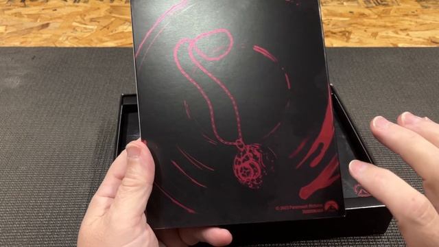 UNBOXING - PARAMOUNT SCARES VOL. 1 смотреть онлайн