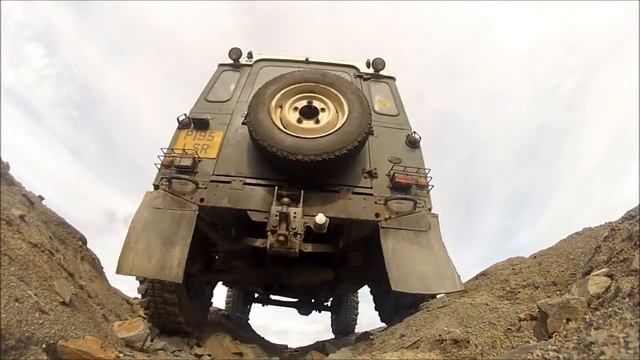 GoPro Offroad test - Landrover Defender 90 смотреть онлайн