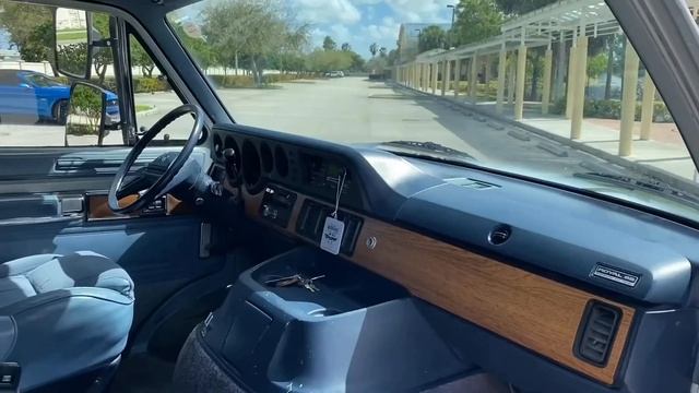 1986 Dodge RAM B250 VAN Promotion смотреть онлайн