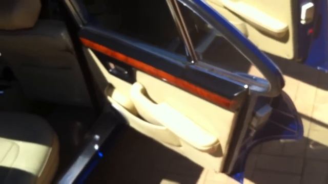 1974 Daimler Double Six Vanden Plas Series 2 смотреть онлайн