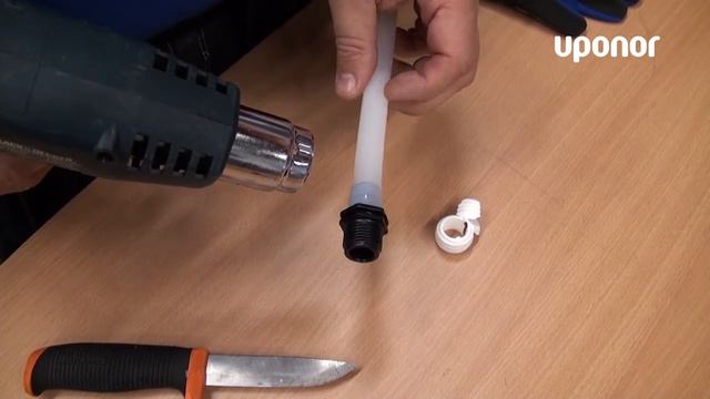 Uponor's Quick and Easy pipe jointing system is disassembled: method 1 смотреть онлайн