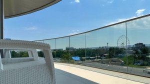 Обзор номера: семейный с видом на город