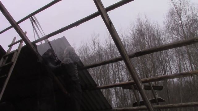 Привет с Хуторка! Снова сруб и крыша! смотреть онлайн