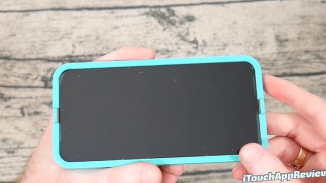 ESR Tempered Glass Screen Protector Review for iPhone 13 Pro // Super Easy Install! смотреть онлайн