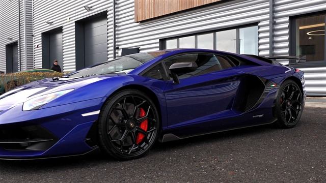 2022 Lamborghini Aventador SVJ LP 770-4 - Blu Nereid - Walkaround (4K) смотреть онлайн