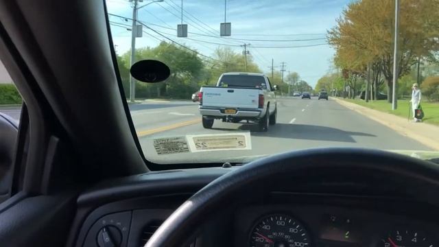 What a 5.2L Magnum V8 with open headers sounds like. смотреть онлайн