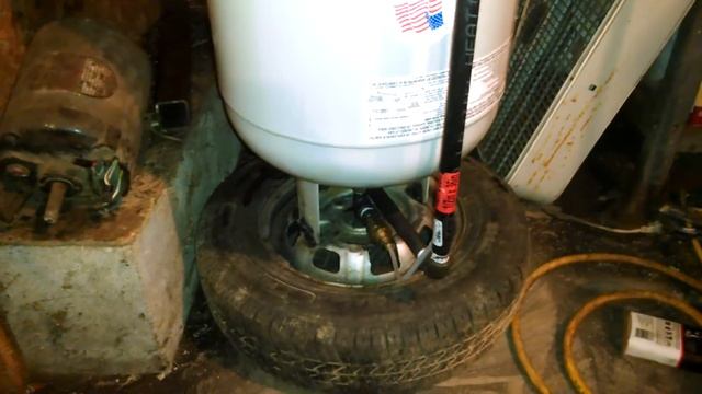 100 lb Propane Tank Homemade Air Compressor for my Garage смотреть онлайн