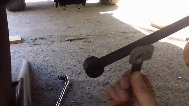 Jeep Wrangler - TJ / LJ - Got Death Wobble? Change the Front Track Bar смотреть онлайн