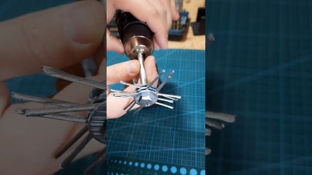 Jak Zrobić Szczotkę Drucianą Pod Wkrętarkę DIY😯🙂 смотреть онлайн