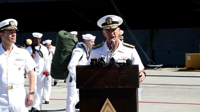 USS Abraham Lincoln (CVN 72) Returns to Homeport смотреть онлайн