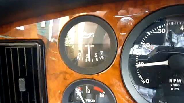 Oeldruck Jaguar Daimler Double Six 12 Zylinder смотреть онлайн