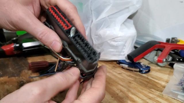 1994 YJ ECU wiring harness depinning смотреть онлайн