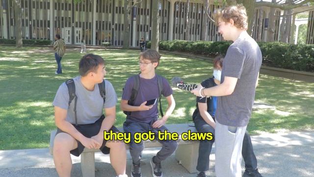 Asking College Students AWFUL Questions смотреть онлайн