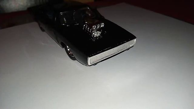 Dodge Charger R/T 1/32 Fast and Furious-Jada Toys смотреть онлайн