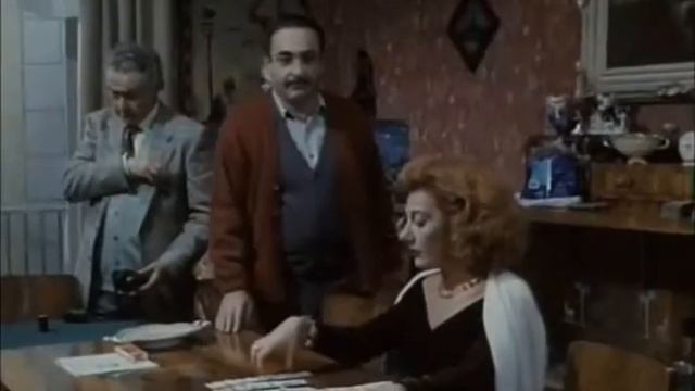 Cinzia leone - Parenti Serpenti Scena Epica смотреть онлайн