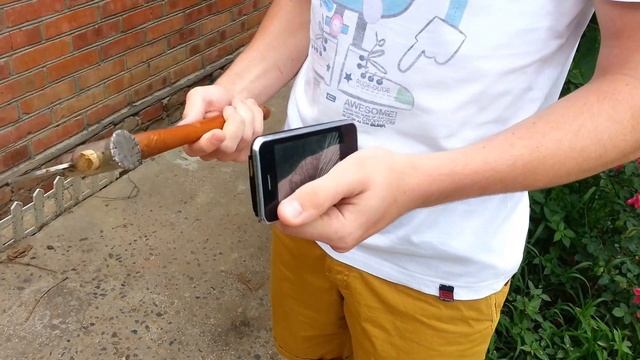 Краш тест iPhone 3GS смотреть онлайн