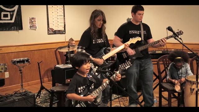 Michelle Marie-MMROCKCAMP-Back in Black -ACDC Videographer Yusuke Suzuki смотреть онлайн