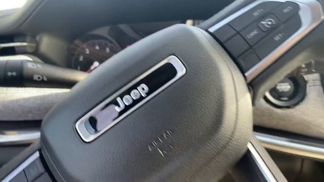 2022 Jeep Compass Latitude смотреть онлайн