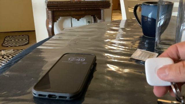 Tile vs Air Tag honest review. . смотреть онлайн