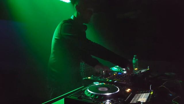 Angelo Ferreri at EQ Atlanta смотреть онлайн