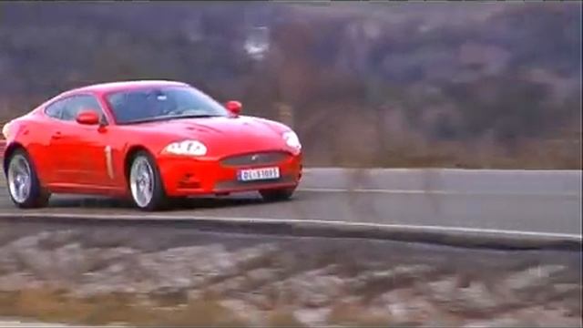 Jaguar XKR смотреть онлайн