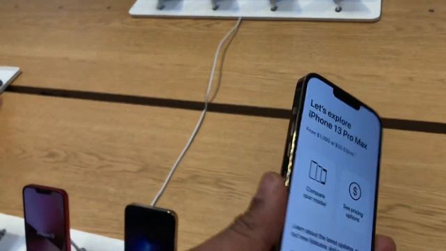 Apple store 5th avenue New-York جولة في إبل ستور نيويورك смотреть онлайн