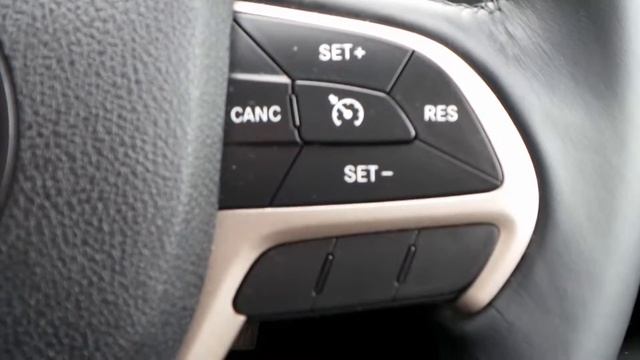 2015 15 Jeep Cherokee 2.0 CRD 170ps Limited 5dr Auto in Bright White смотреть онлайн