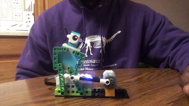 WeDo 2.0 Dancing Robot Intro смотреть онлайн