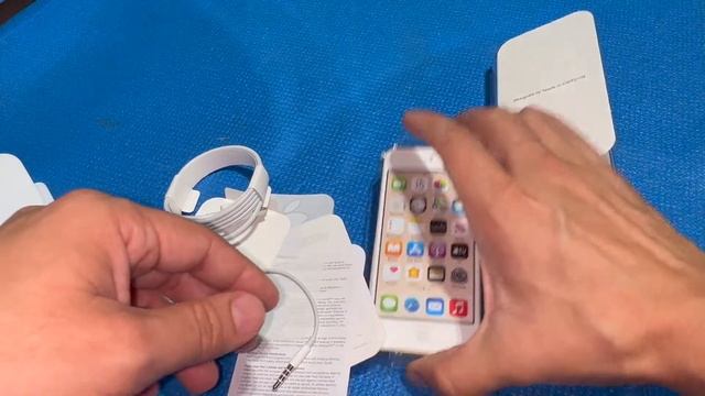 Why This iPod Unboxing is Different (My first Video) смотреть онлайн