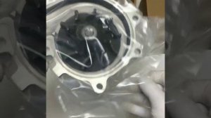 Водяной насос, помпа Исузу 4нк1, NPR,NQR