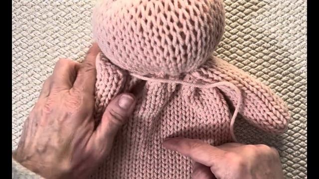 Cuddle Bunny Lovie ~ Addi, Sentro, Circular Knitting смотреть онлайн