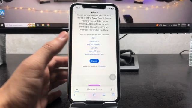 iOS 17.1 Beta 1 - How to Install iOS 17.1 Beta 1 on iPhone XR смотреть онлайн