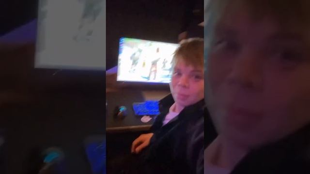 Элвин Грей в Уфе смотреть онлайн