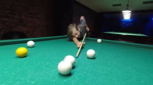 Бильярд первый раз в жизни