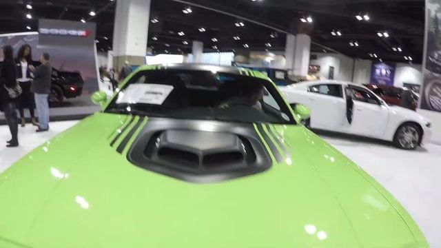 2015 Dodge Challenger R/T Shaker смотреть онлайн