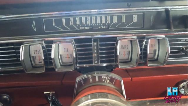 1965 Lincoln Continental Convertible - Cold Start & Top Down Sequence смотреть онлайн