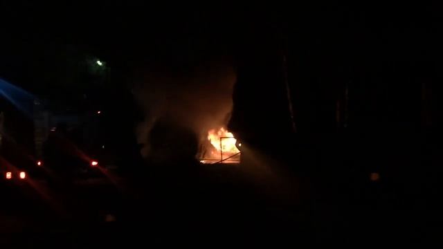 В Коломне горел автомобиль смотреть онлайн