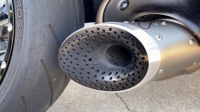 Ducati Diavel 1260s BRUTAL SOUND