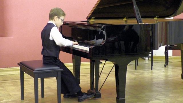 С. Прокофьев. Марш. Концерт в доме Брюса смотреть онлайн