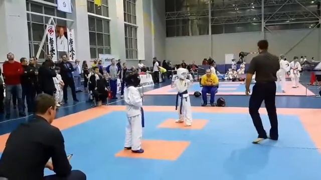 Гарькавый Юрий(ака) финал Чемпионат Украины г.Полтава Категория 6-7 смотреть онлайн