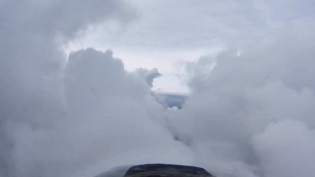 Девушка пилот реактивного самолета - эмоции и высший пилотаж! смотреть онлайн