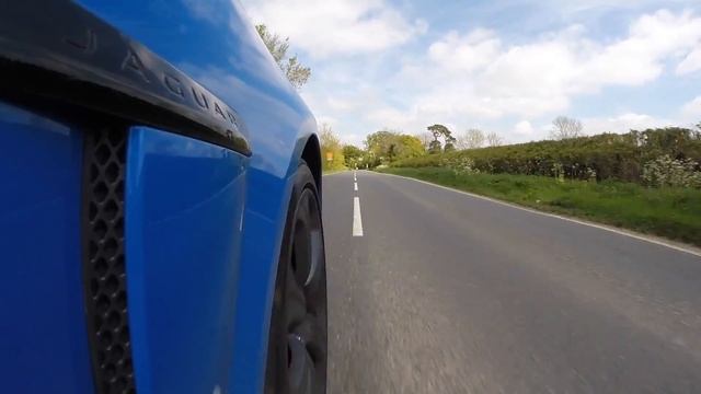 Jaguar XFR-S Sportbrake - A Sunday Drive смотреть онлайн