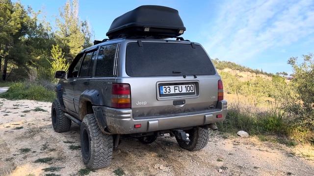 JEEP GRAND CHEROKEE ZJ ‘98 5.2 V8 STRAIGHT PIPE SOUND #auto #automechanic #car #v8 #engine смотреть онлайн