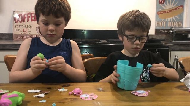 SURPRISE BLUME OPENING | OPENING BLIND BAGS смотреть онлайн