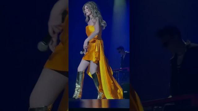 Её голос пронизывает до глубины души! смотреть онлайн