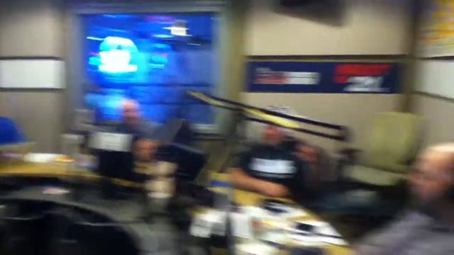 Kevin Hageland 18 Volt Battery Lick смотреть онлайн