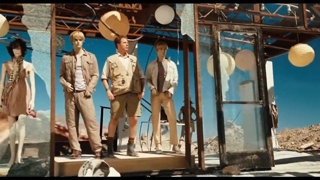 Land of the Lost (2009) : T-Rex chase (Goodies Song Limo) HD Extended смотреть онлайн