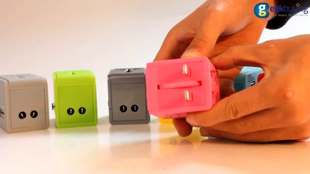 Candy Colorful Universal Global Travel AC UK / EU / US / AU Plug Power Adapter смотреть онлайн